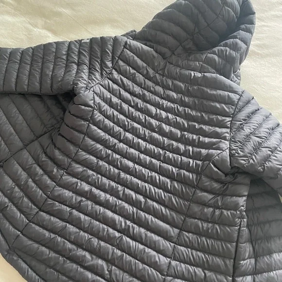 HELLY HANSEN - light puffer - Picture 8 of 8